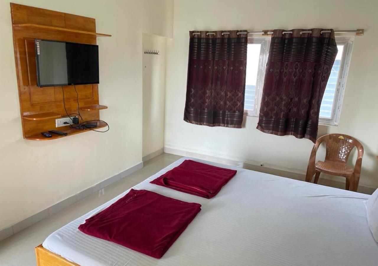 Naksha Tree Hotels - Yelagiri Extérieur photo