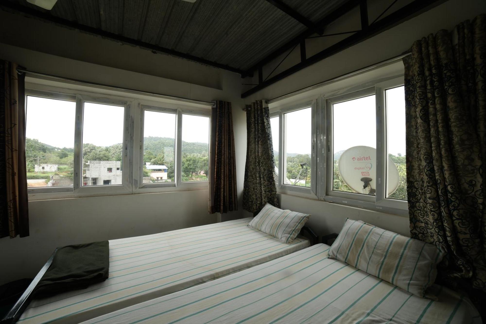 Naksha Tree Hotels - Yelagiri Extérieur photo