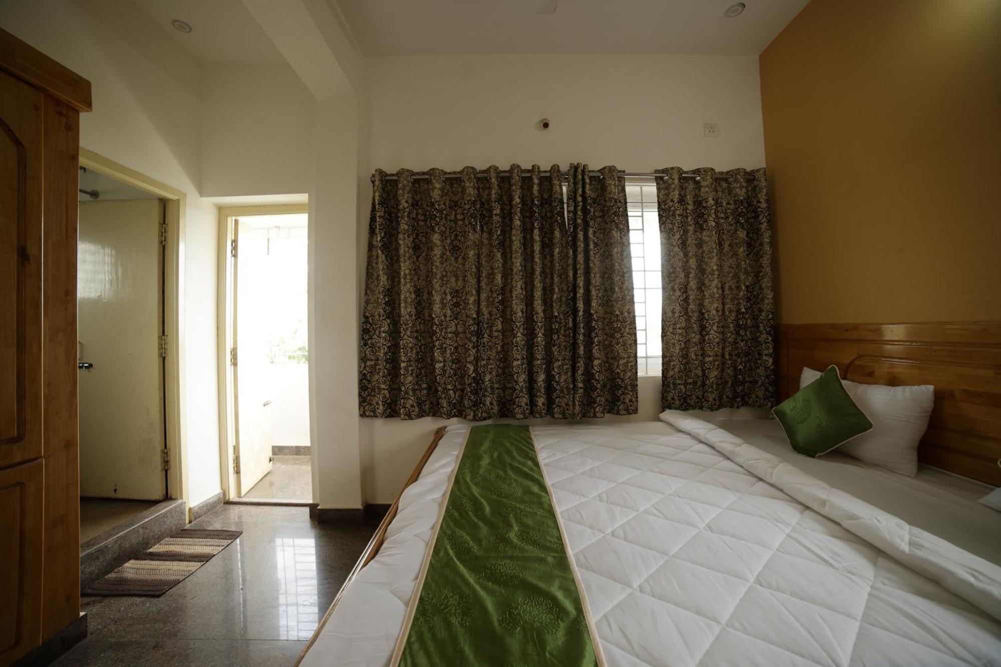 Naksha Tree Hotels - Yelagiri Extérieur photo